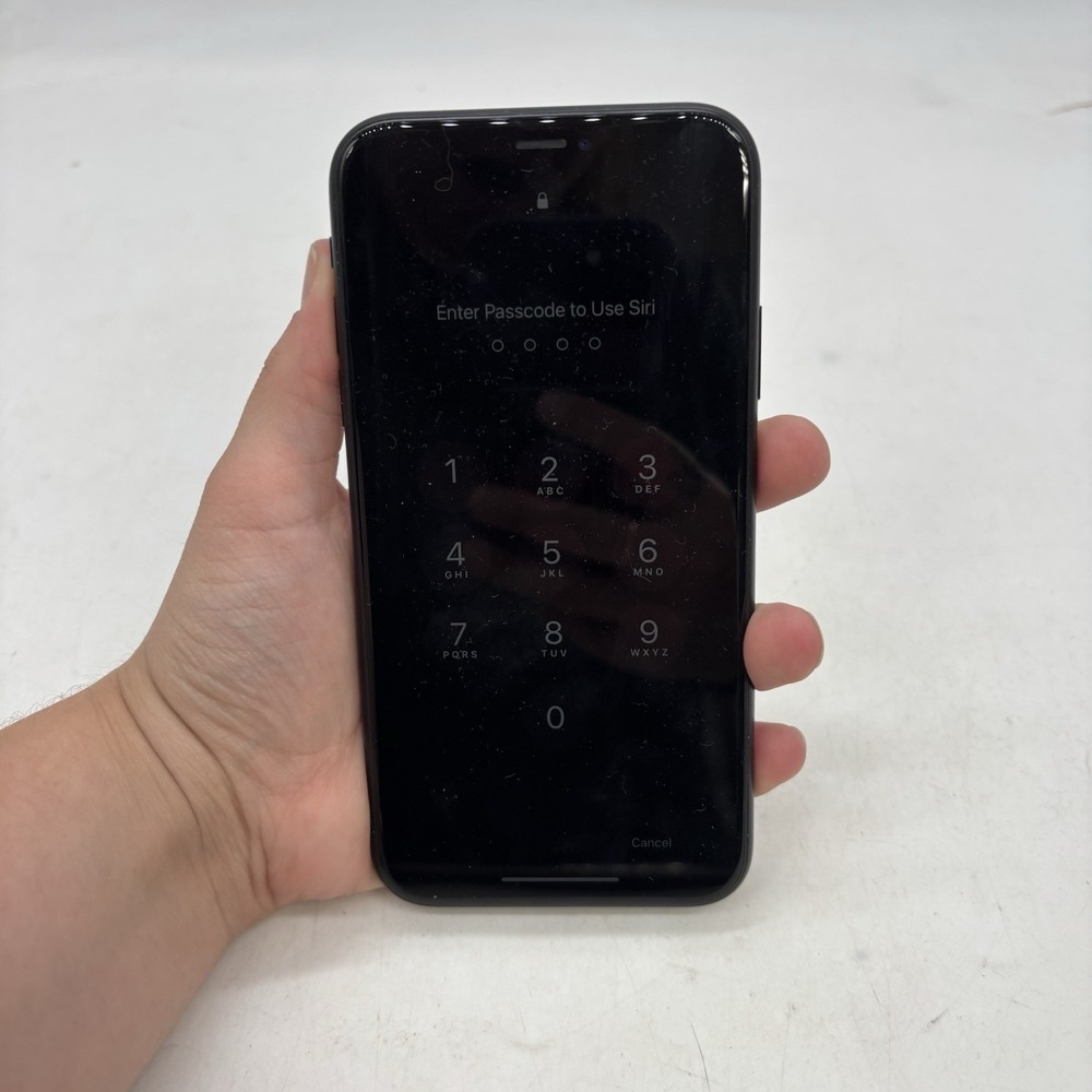 Apple iPhone XR 64gb A1984 Shiny Black Turns On Locked No Cracks